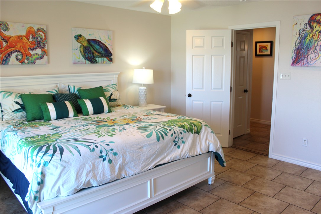 143 Lakeshore Drive Rockport TX 78382