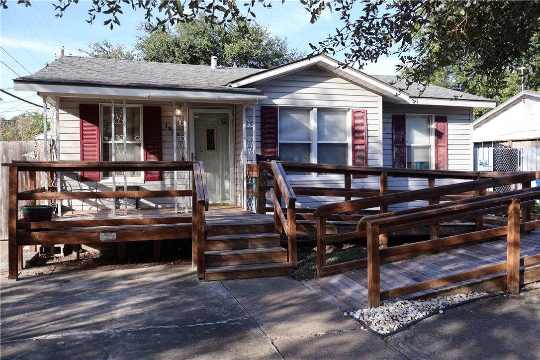 1902 Sherman Street Corpus Christi TX 78416