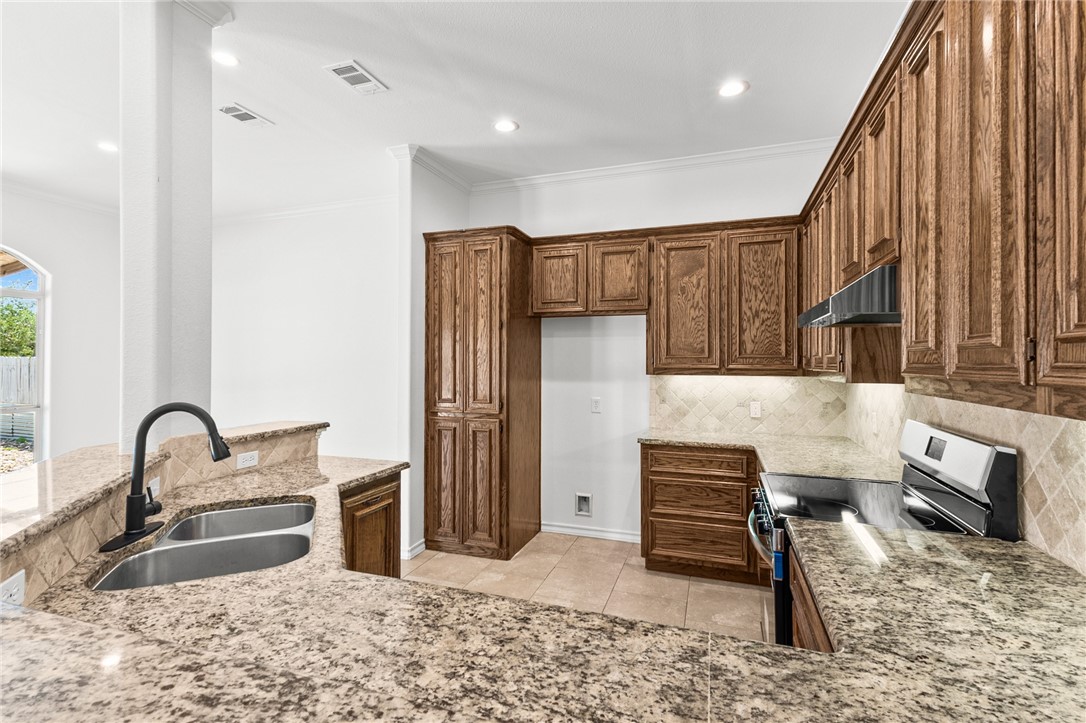 3829 Holland Drive Corpus Christi TX 78418