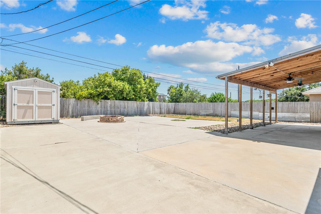 3829 Holland Drive Corpus Christi TX 78418