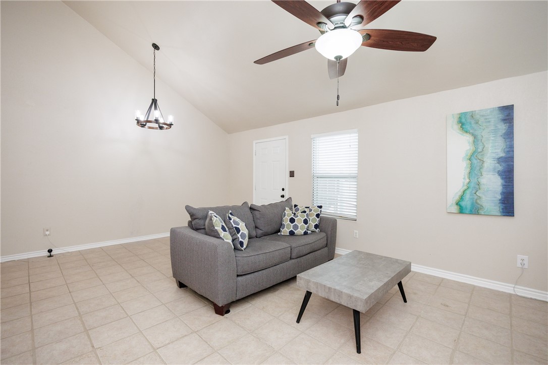 7252 The Mansions Dr D-2 Corpus Christi TX 78414