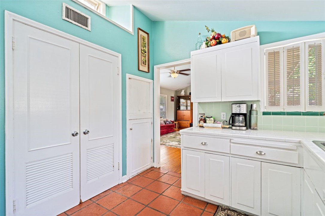 330 Catalina Place Corpus Christi TX 78411