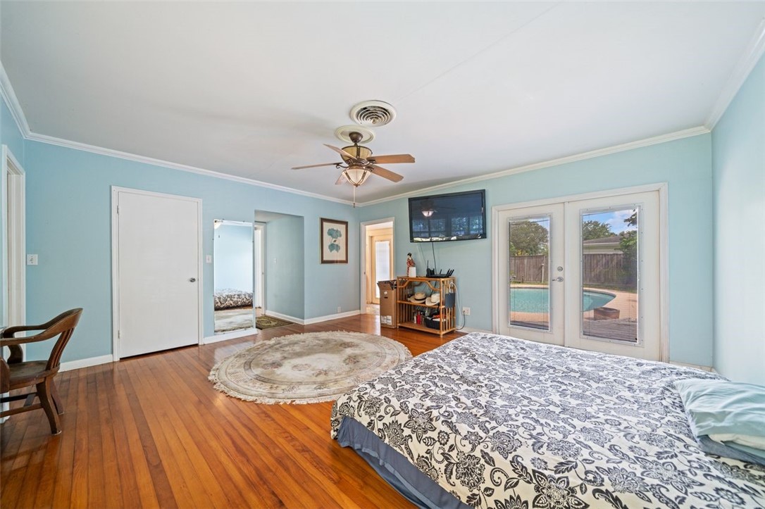 330 Catalina Place Corpus Christi TX 78411