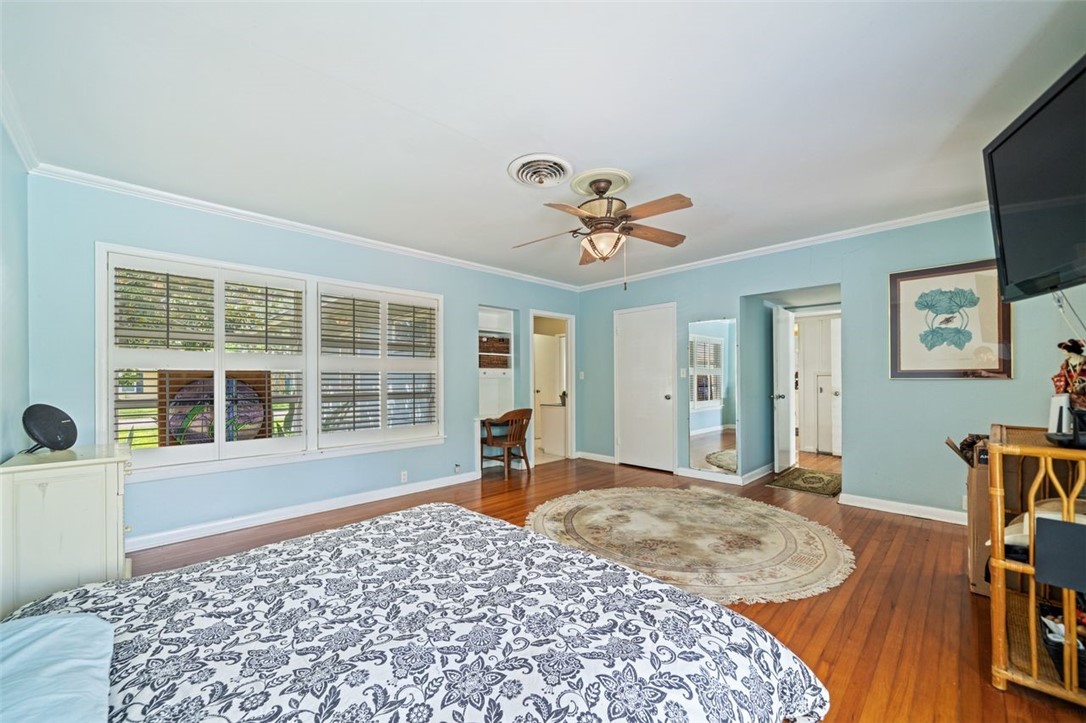330 Catalina Place Corpus Christi TX 78411