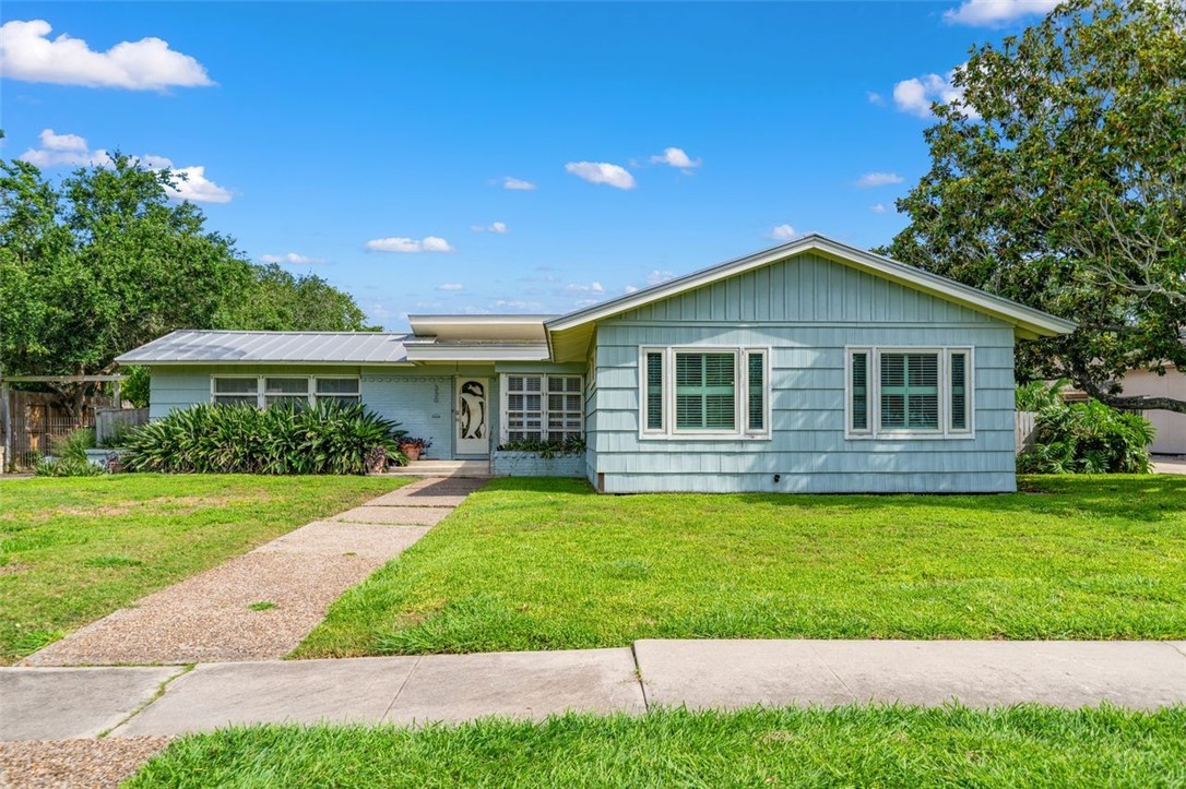 330 Catalina Place Corpus Christi TX 78411