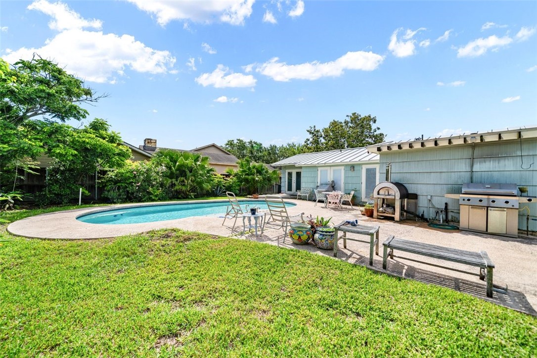 330 Catalina Place Corpus Christi TX 78411