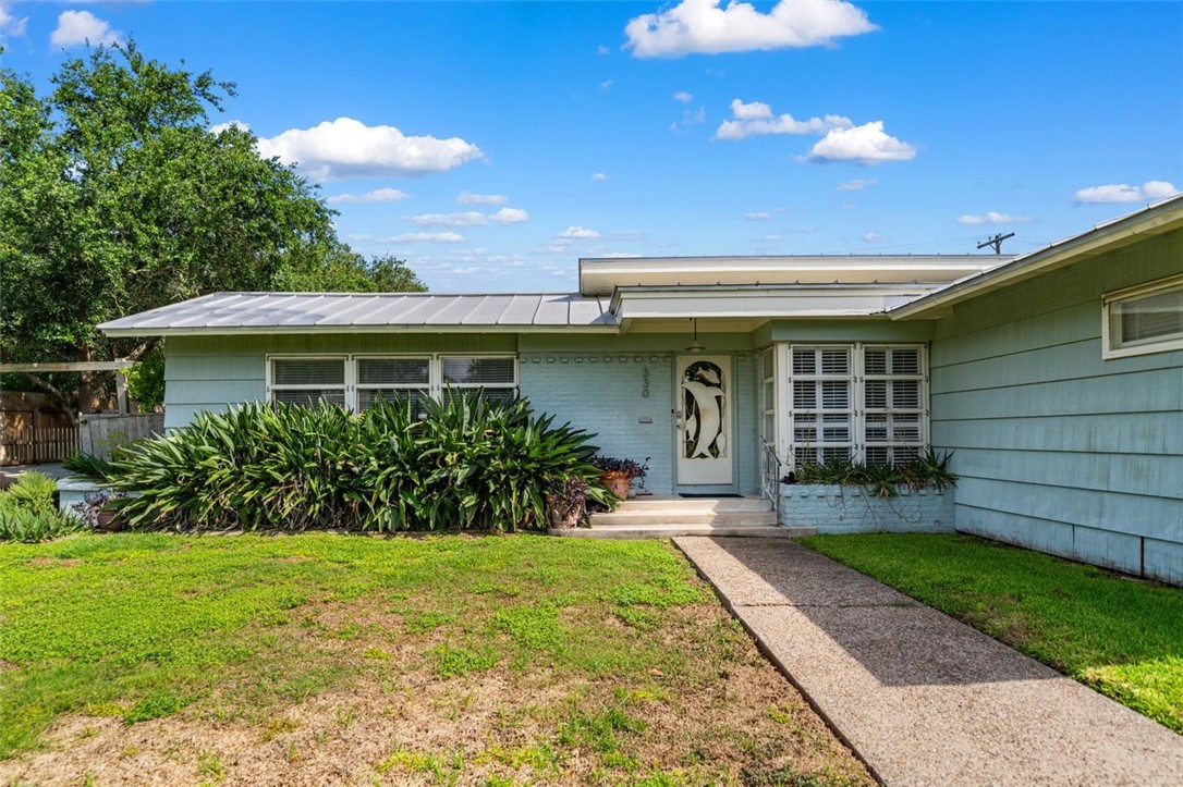 330 Catalina Place Corpus Christi TX 78411
