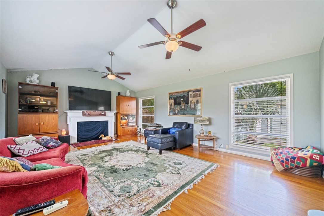 330 Catalina Place Corpus Christi TX 78411