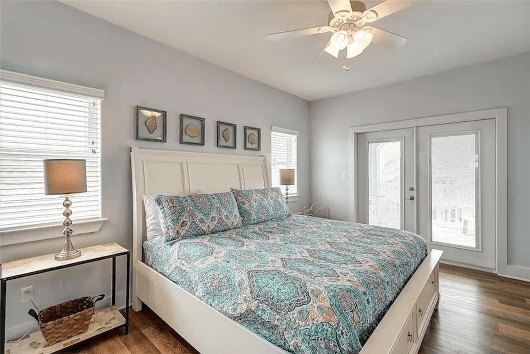 678 Anchor Drive Port Aransas TX 78373
