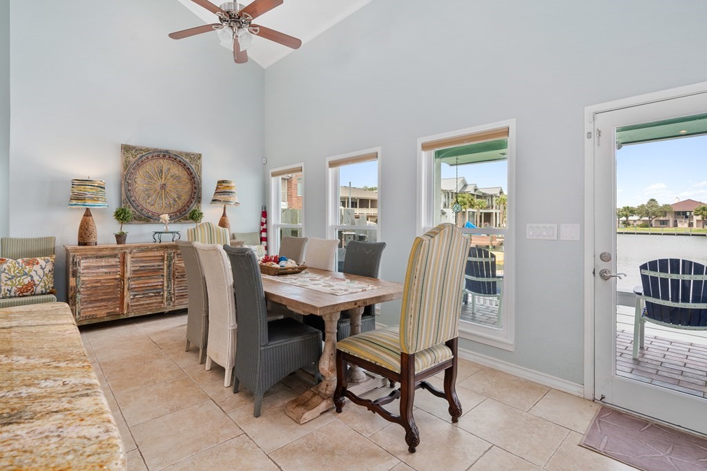 33 Blue Heron Drive Rockport TX 78382