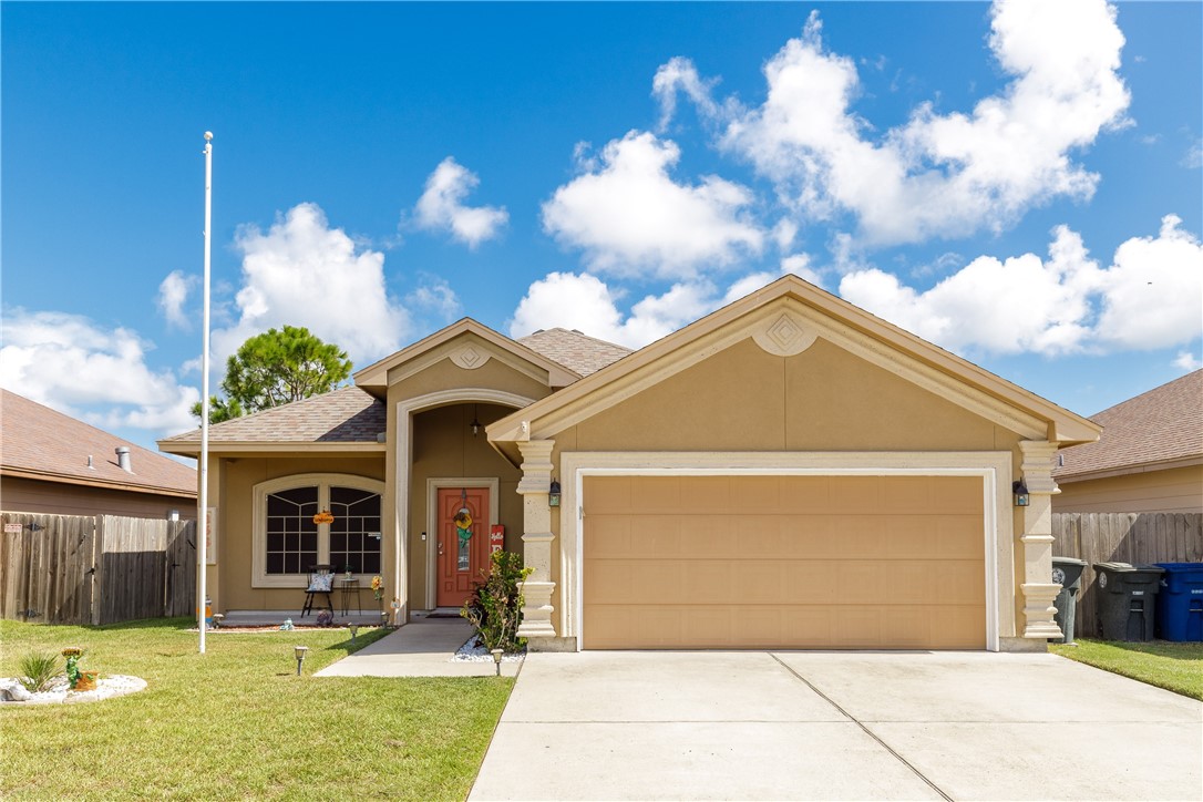 2581 Date Palm Drive Corpus Christi TX 78418