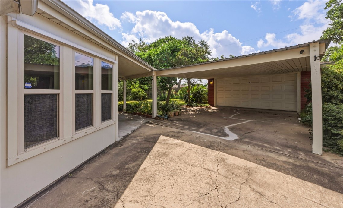 505 Williamson Place Corpus Christi TX 78411