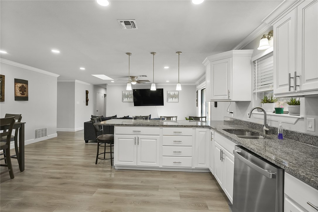 4301 Killarmet Corpus Christi TX 78413
