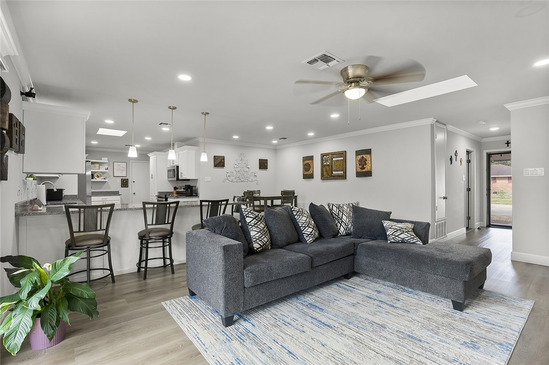 4301 Killarmet Corpus Christi TX 78413