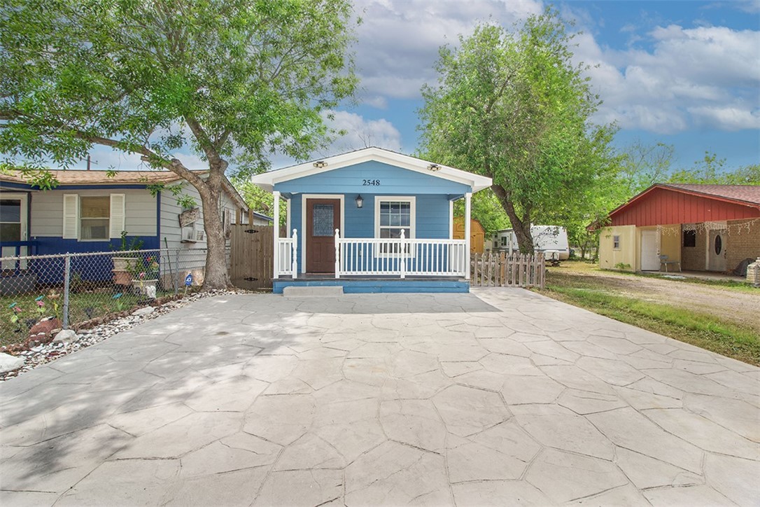 2548 Avenue F Ingleside TX 78362