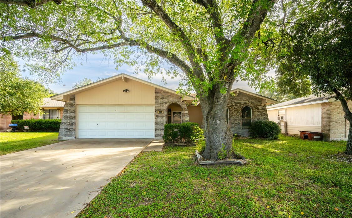 1922 Sean Drive Corpus Christi TX 78412