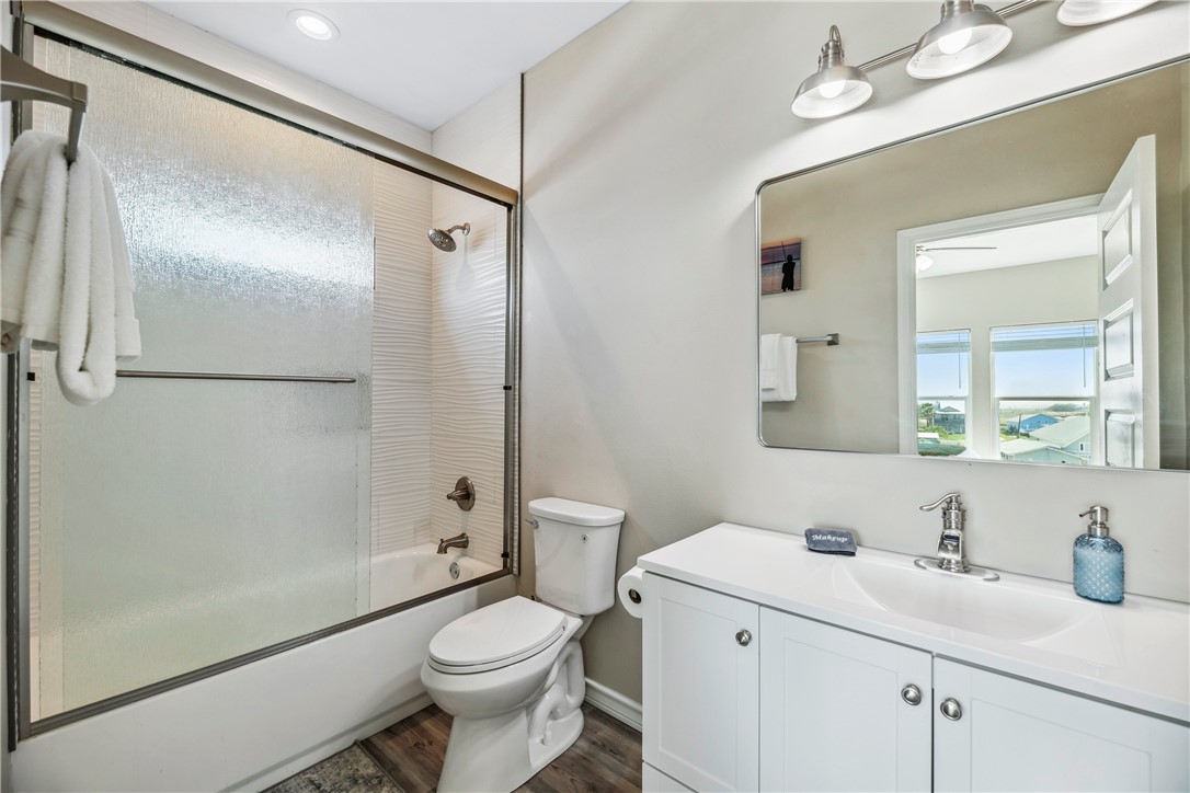 125 Lakeview Rockport TX 78382