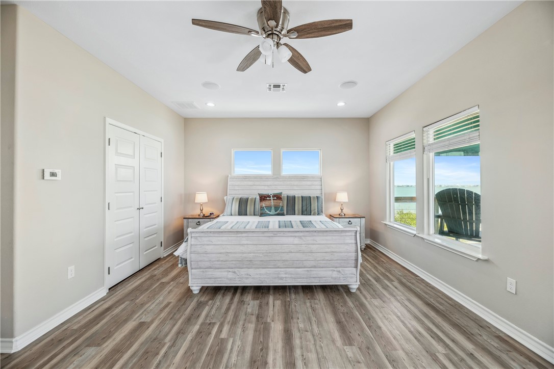 125 Lakeview Rockport TX 78382
