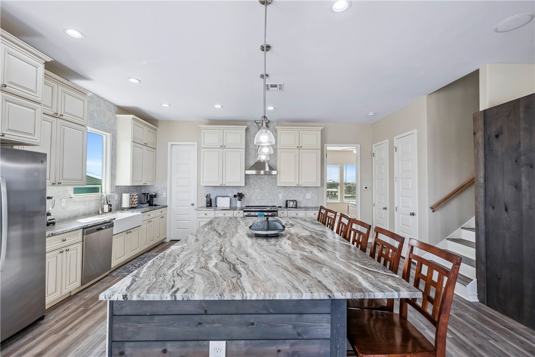 125 Lakeview Rockport TX 78382