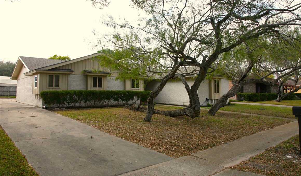 4517 Acushnet Drive Corpus Christi TX 78413