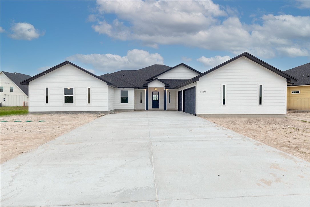 1110 Cape Velero Drive Rockport TX 78382