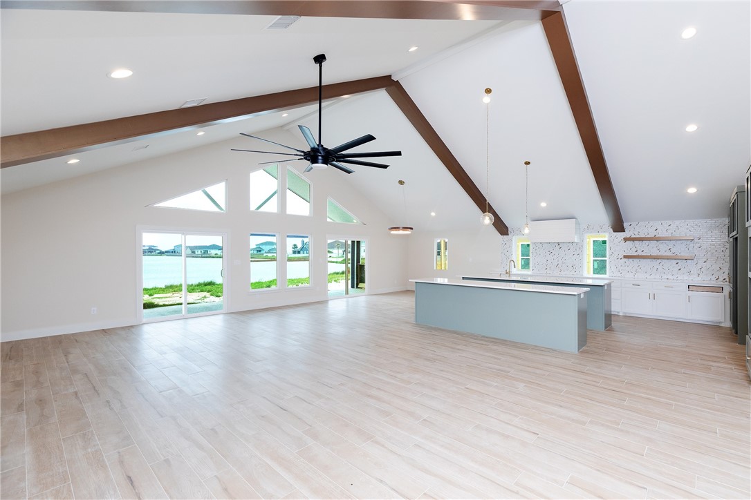 1110 Cape Velero Drive Rockport TX 78382