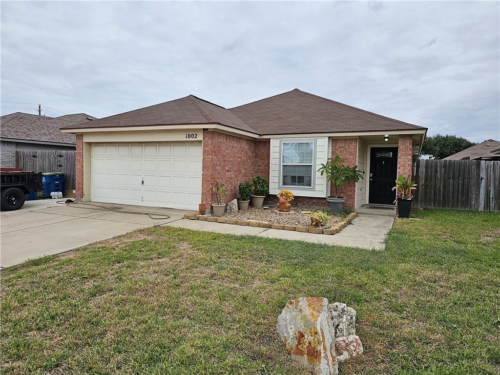 1002 Sacramento Portland TX 78374