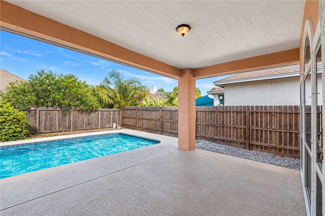 15825 Punta Espada Corpus Christi TX 78418