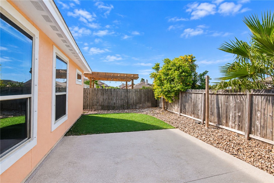 15825 Punta Espada Corpus Christi TX 78418
