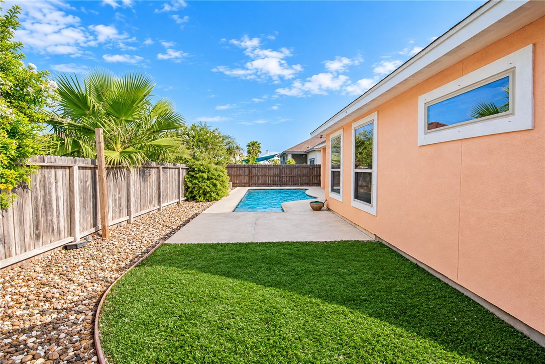15825 Punta Espada Corpus Christi TX 78418