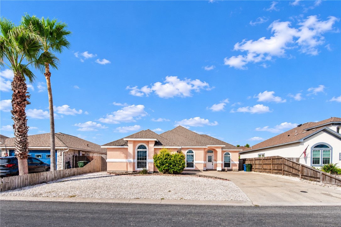 15825 Punta Espada Corpus Christi TX 78418