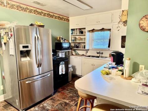 304 N Tyler Street Beeville TX 78102