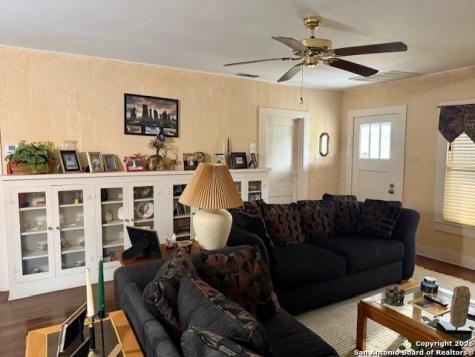 304 N Tyler Street Beeville TX 78102