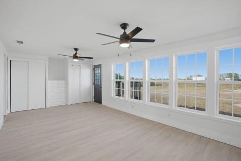 264 Cr 3522 Creek Orange Grove TX 78372