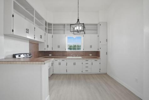 264 Cr 3522 Creek Orange Grove TX 78372