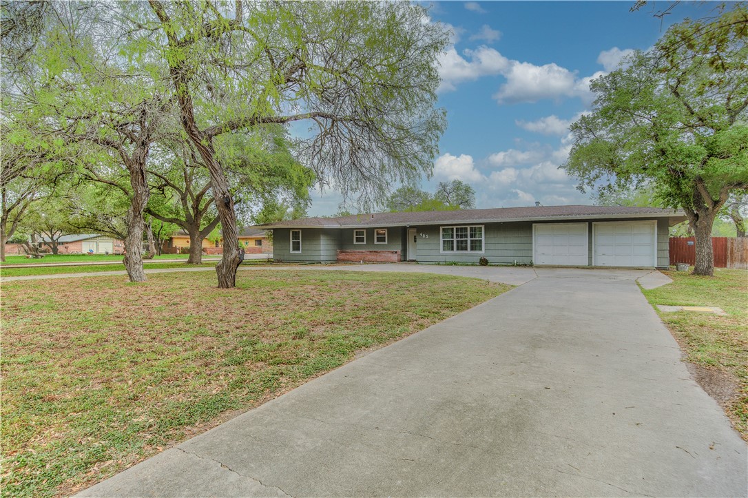 405 Alexander Avenue Kingsville TX 78363