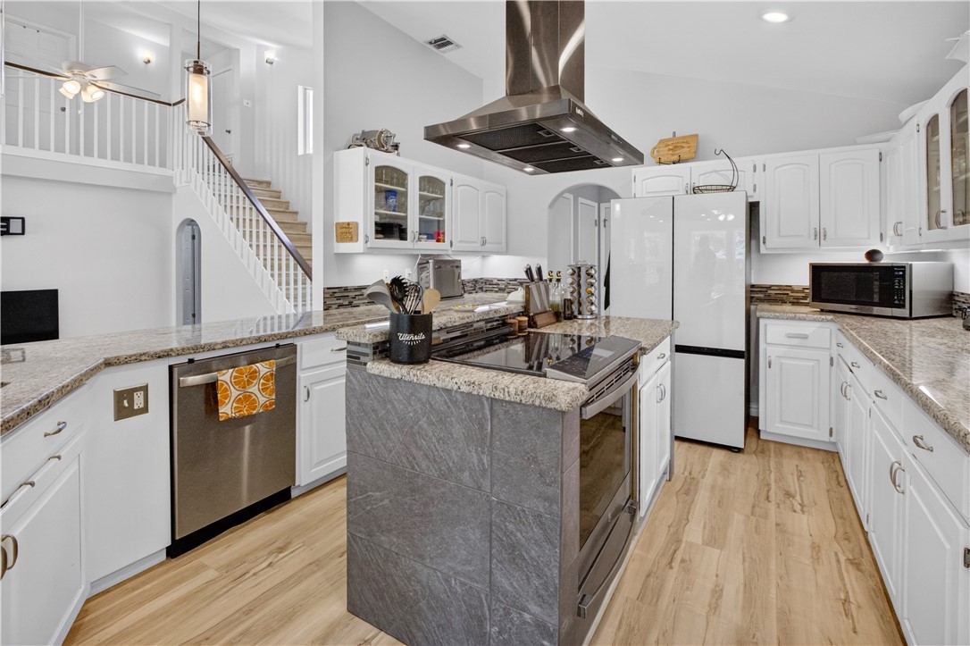 120 Marion Drive Rockport TX 78382
