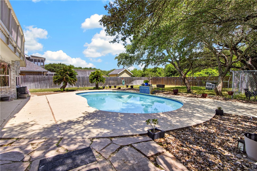 120 Marion Drive Rockport TX 78382