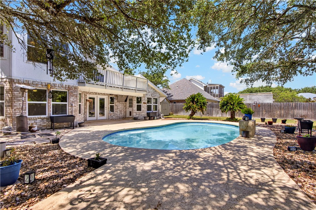 120 Marion Drive Rockport TX 78382