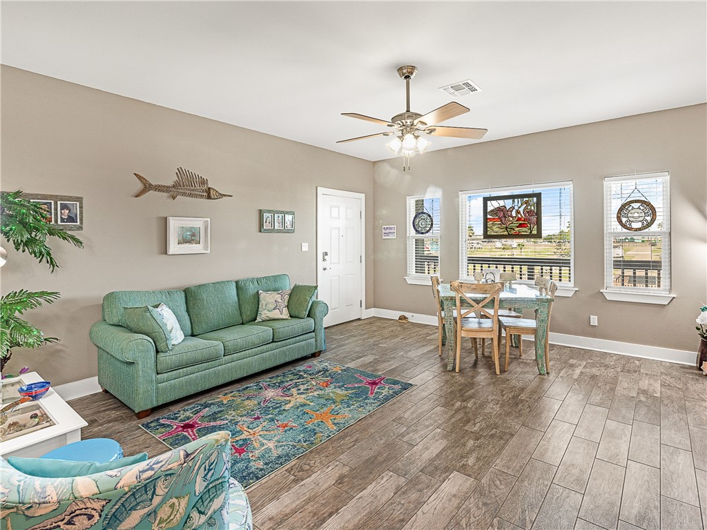 413 6th Street Port Aransas TX 78373