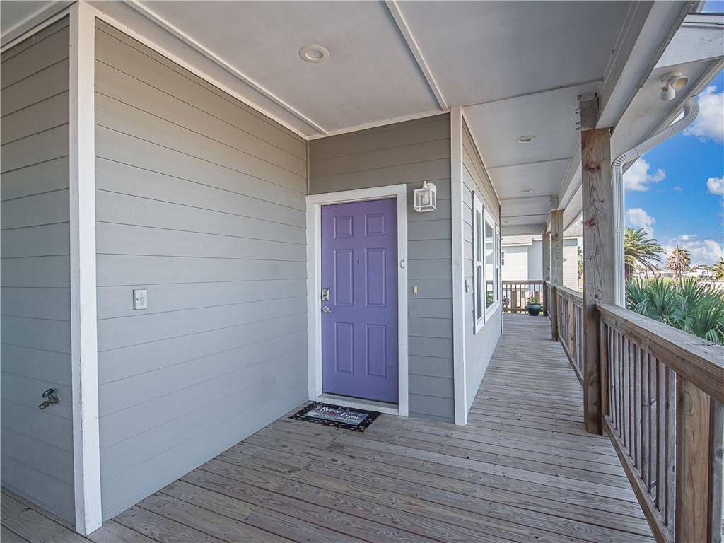 413 6th Street Port Aransas TX 78373