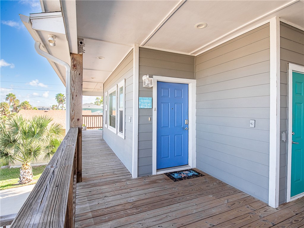 413 6th Street Port Aransas TX 78373
