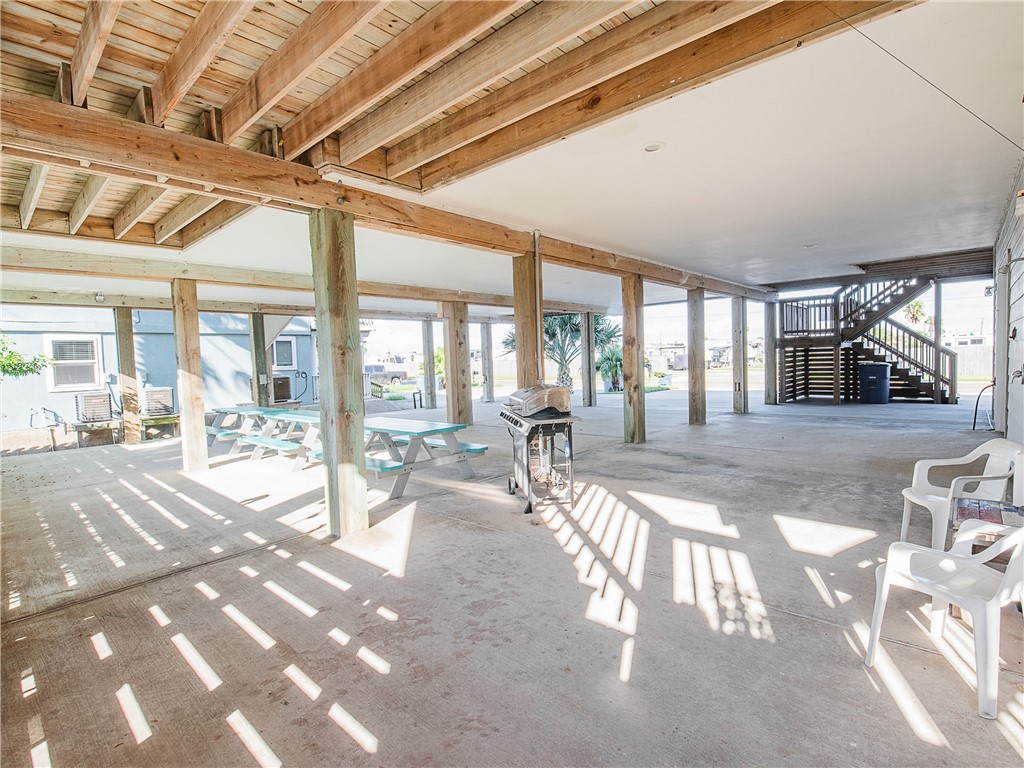 413 6th Street Port Aransas TX 78373