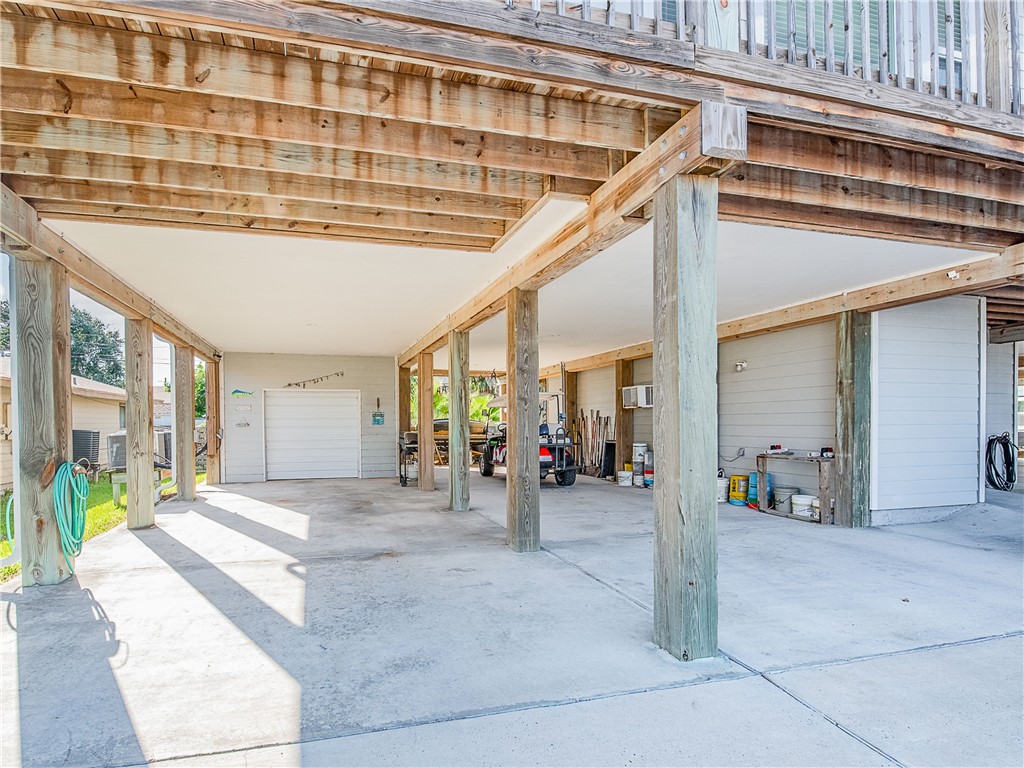413 6th Street Port Aransas TX 78373