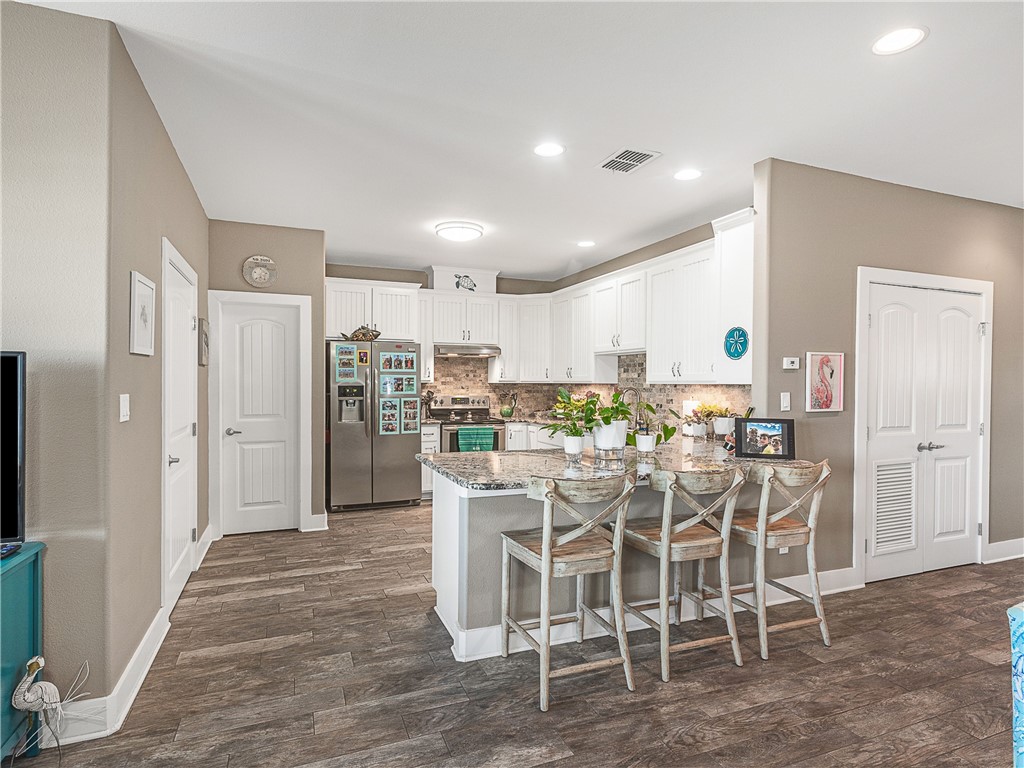 413 6th Street Port Aransas TX 78373