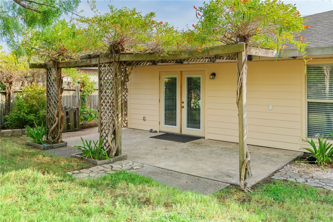 756 Alhambra Drive Corpus Christi TX 78418