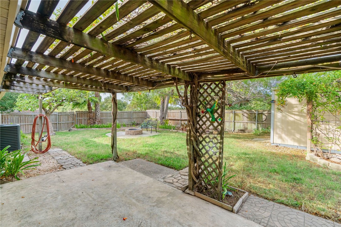 756 Alhambra Drive Corpus Christi TX 78418