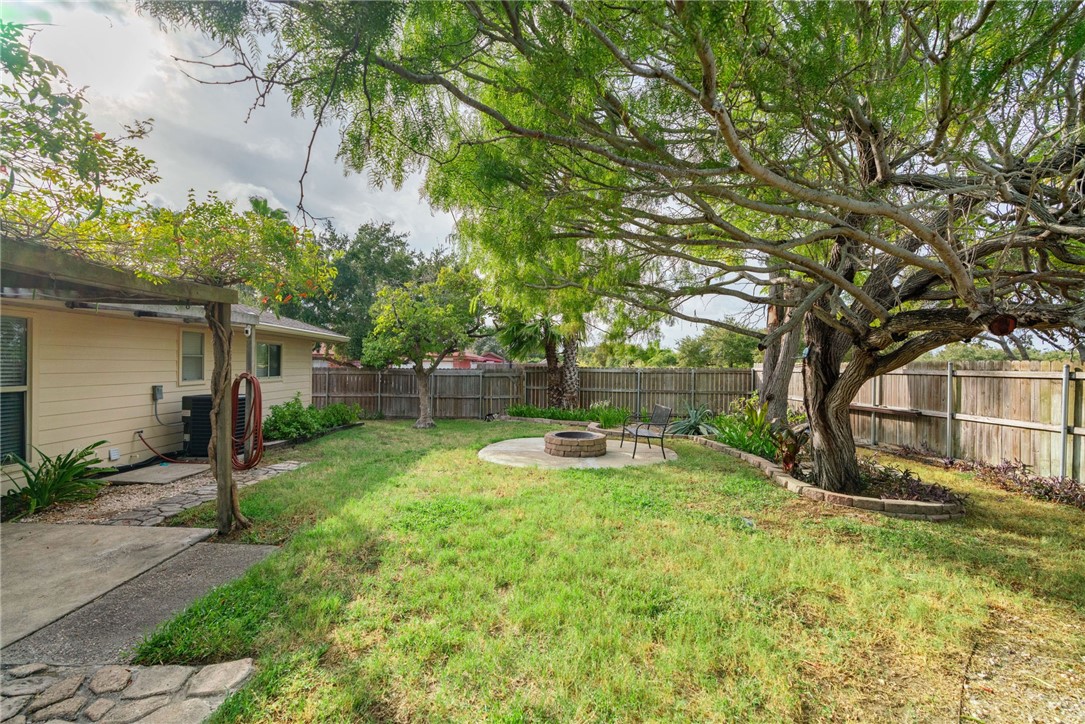 756 Alhambra Drive Corpus Christi TX 78418