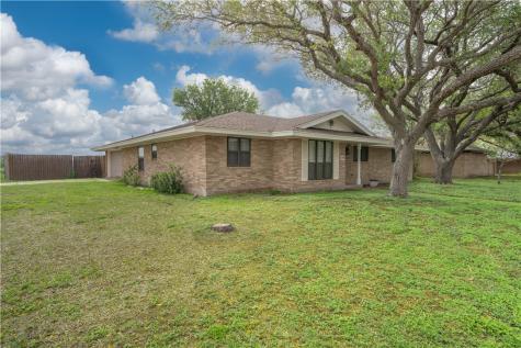 750 Retama Avenue Taft TX 78390