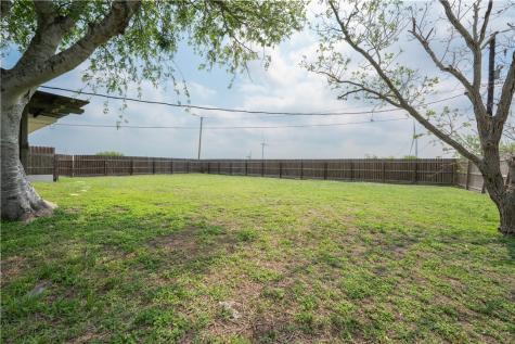 750 Retama Avenue Taft TX 78390